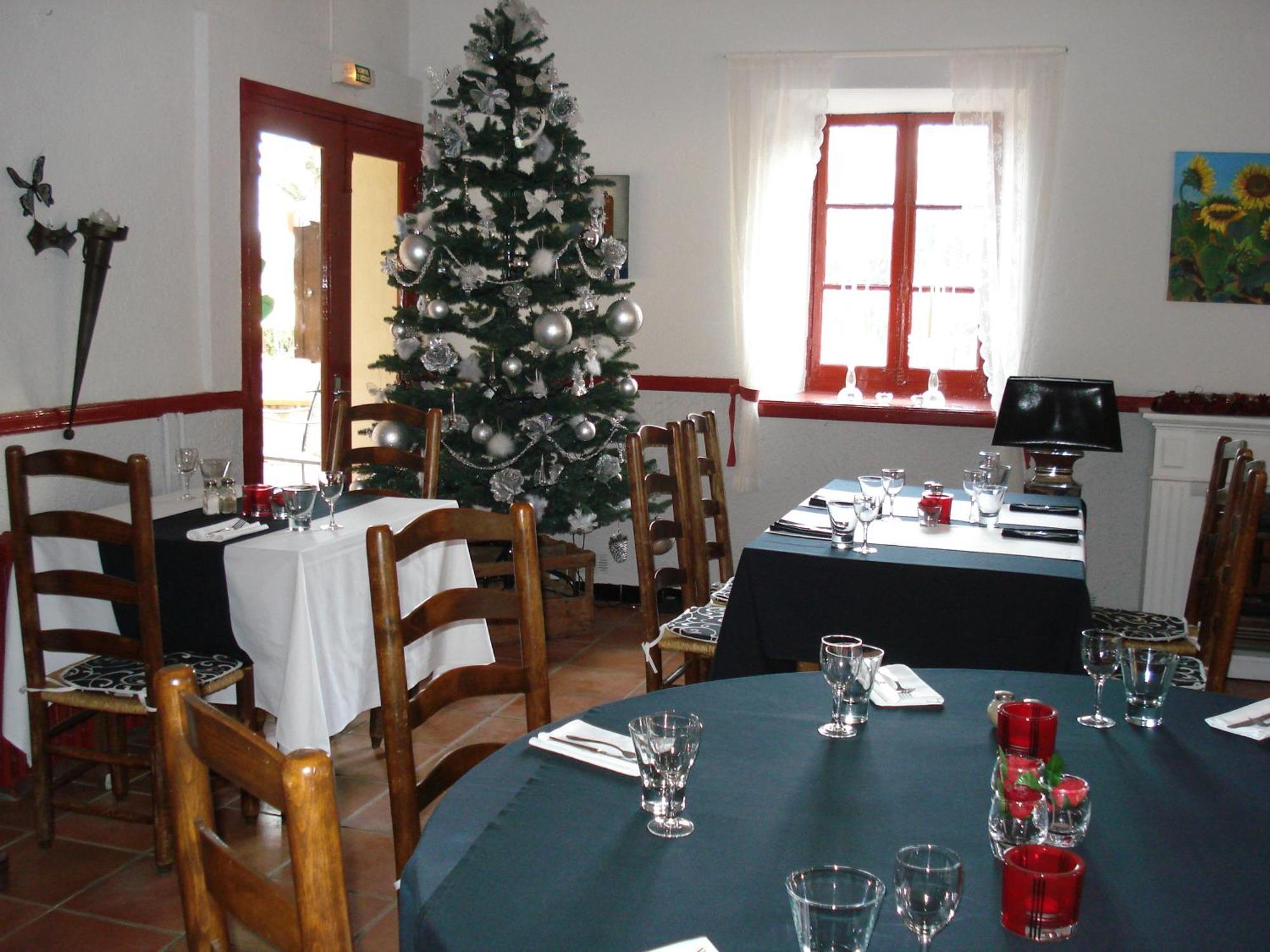 Relais Du Chateau Hotel Saint-Blancard Eksteriør billede